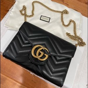 Gucci mini GG Marmont chain shoulder bag